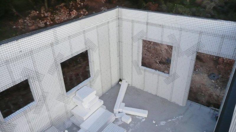 Corner of 3D panel walls with openings at Lithos Villas, Kefalonia