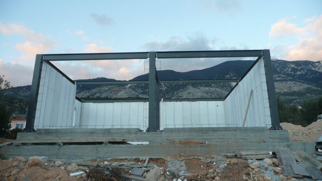 Steel frame with 3D panels in place at the Lithos Villas homes in Vlachata