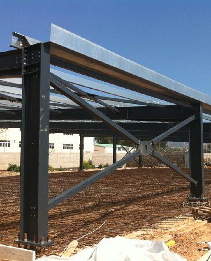 Steel frame with cross bracing at the storage shed in Metamorfosi, Attica