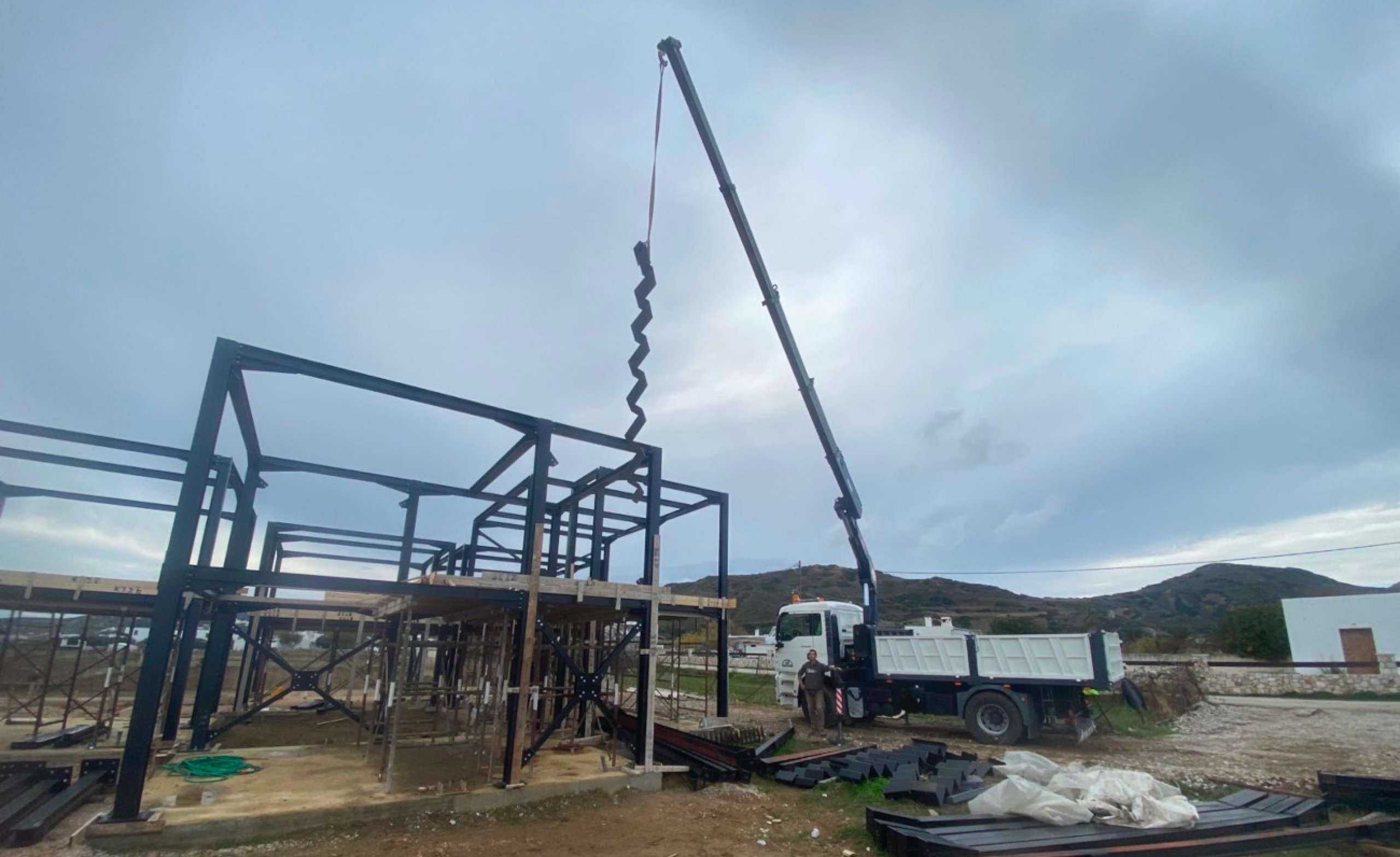 Αποπεράτωση σκελετού